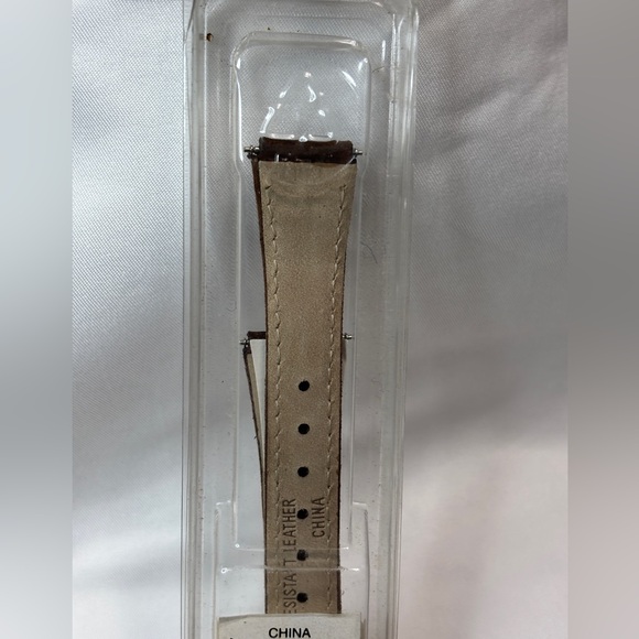 Timex Brown Leather Water Resistant Watch Band 14mm plastic box 2 pieces NOS - Picture 6 of 9